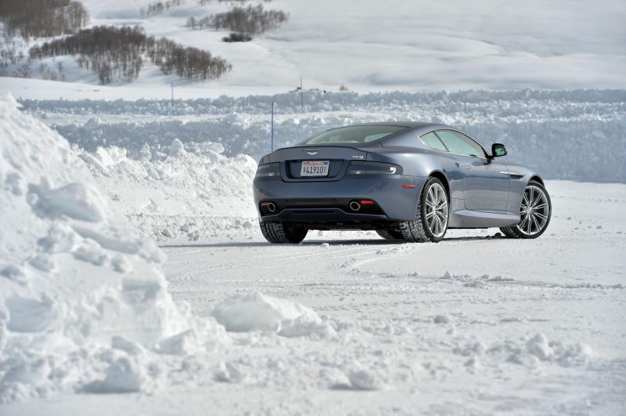  Aston Martin DB9 2012 года  (NA) (фото 2 из 24)